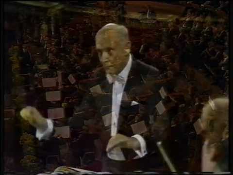 Sir Georg Solti, one of my favorite classical music conductors. Click on the picture and watch him in action.