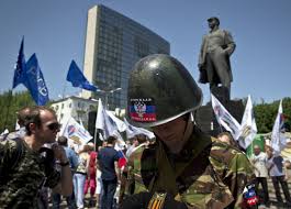 DonetskSoldierHelmetLenin