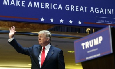 DonaldTrumpAnnounceWaving