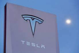 Tesla-monolith
