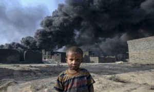 battleofmosul-boyinblacksmoke