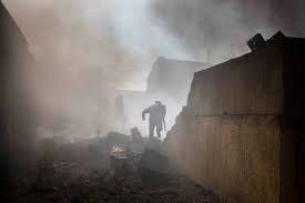 Mosul-SoldierThuSmokeStreet