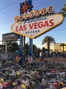 Las Vegas shooting memorial. Photo: Rmvisuals, ©Creative Commons. 