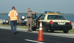 640px-Florida_Highway_Patrol_in_action-Free