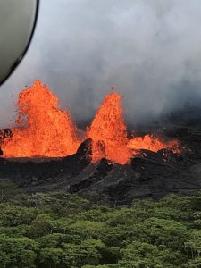 360px-USGS_Kīlauea_LavaGeysersJungle
