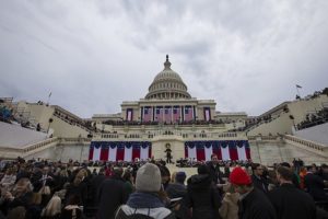 640px-U.S._Capitol_building_on_Inauguration_Day_01-20-17