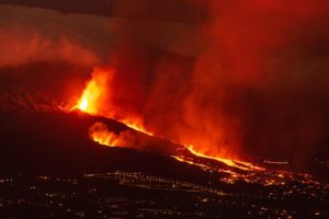The eruption of the La Palma Island, Cumbre Vieja Volcano in 2021. Source, © Creative Commons. 