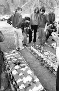 Osho lovers at the commune preparing for the burning of Sheela’s Book of Rajneeshism copies. 