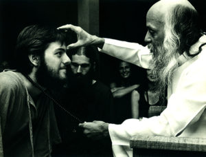 Nine years, 3 months and 4 days before Osho died from poisoning, here is yours truly, at age 25, the moment I was initiated into Neo-Sannyas by Osho at 7:20 pm, in Pune, India, by coincidence on Nietzsche’s birthday, 15 October 1980. 