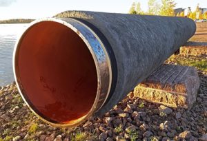 Nord_Stream_pipe_in_KotkaSRC-Vuo-cc4.0